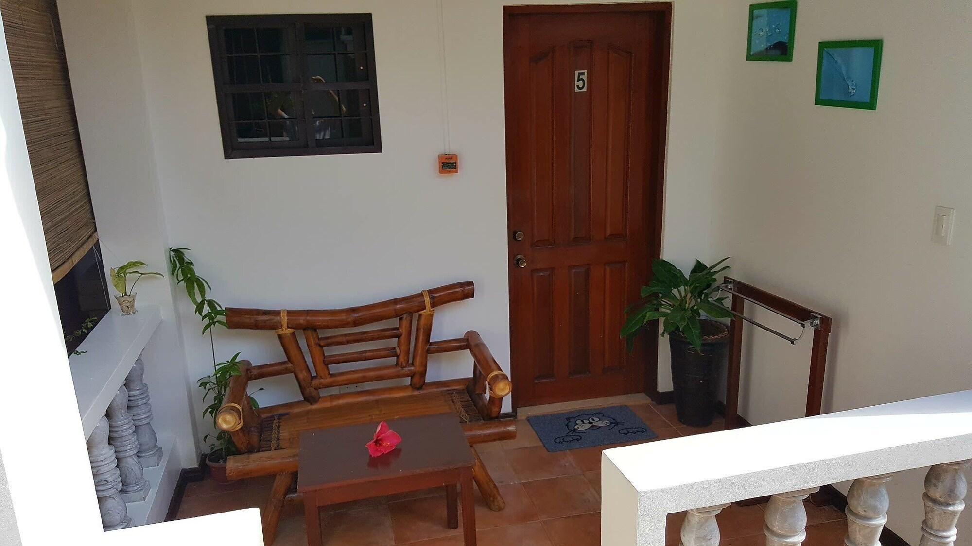 Greenyard Inn Manoc-Manoc Zewnętrze zdjęcie